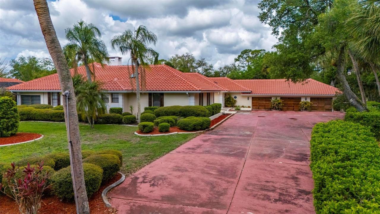 1105 Yorkshire St., Port Charlotte, FL 33952