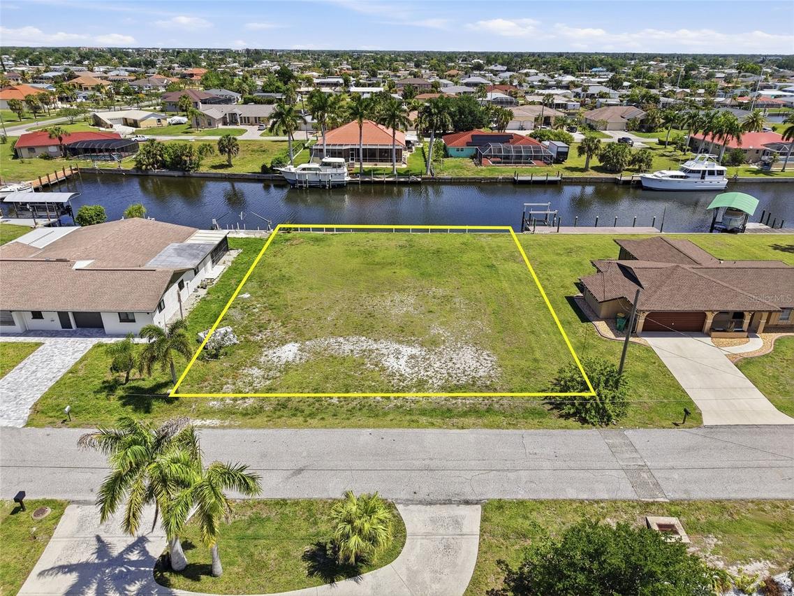 108 Sinclair St., Port Charlotte, FL 33952