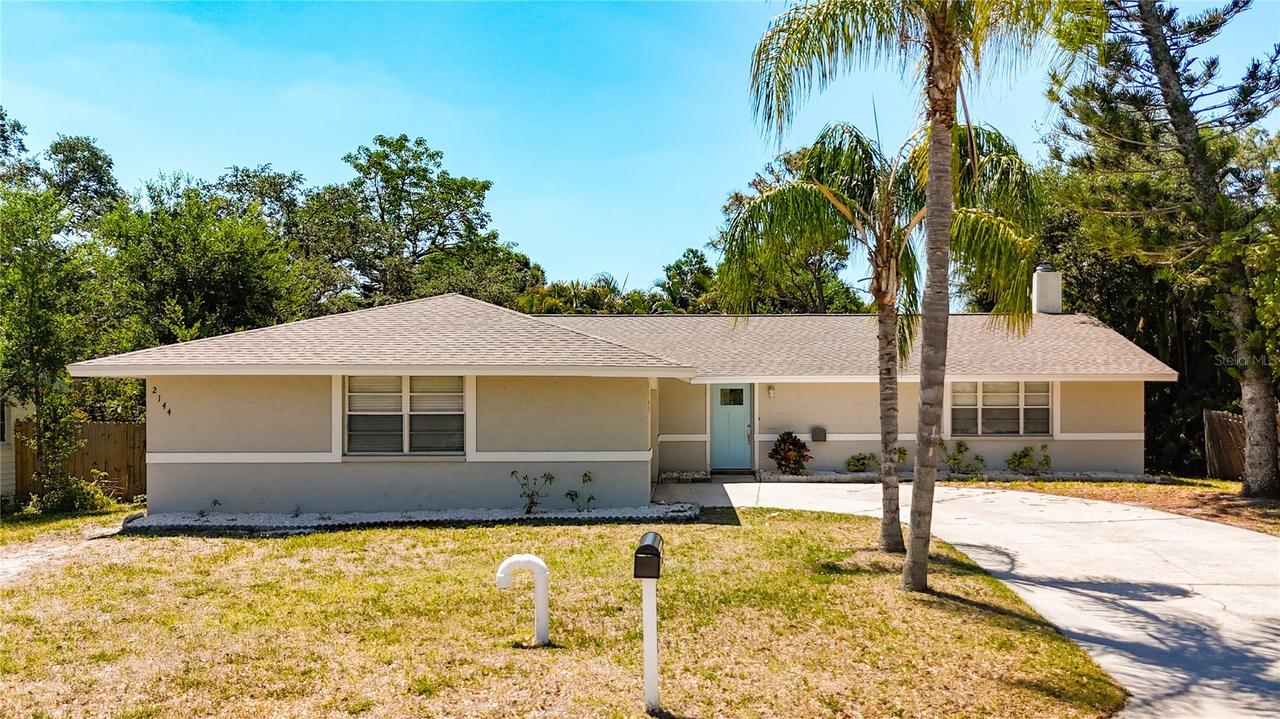 2144 Oak Ter., Sarasota, FL 34231