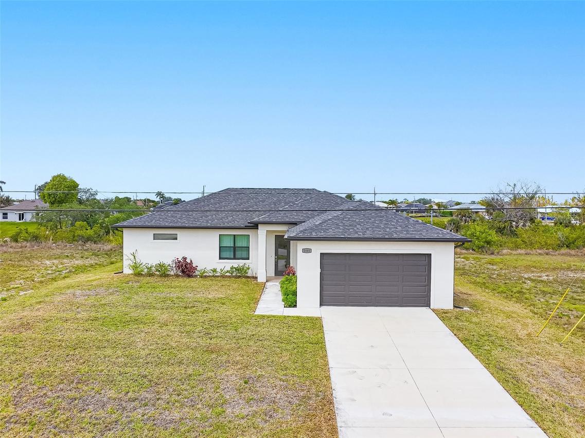 2102 NW 6th Pl., Cape Coral, FL 33993