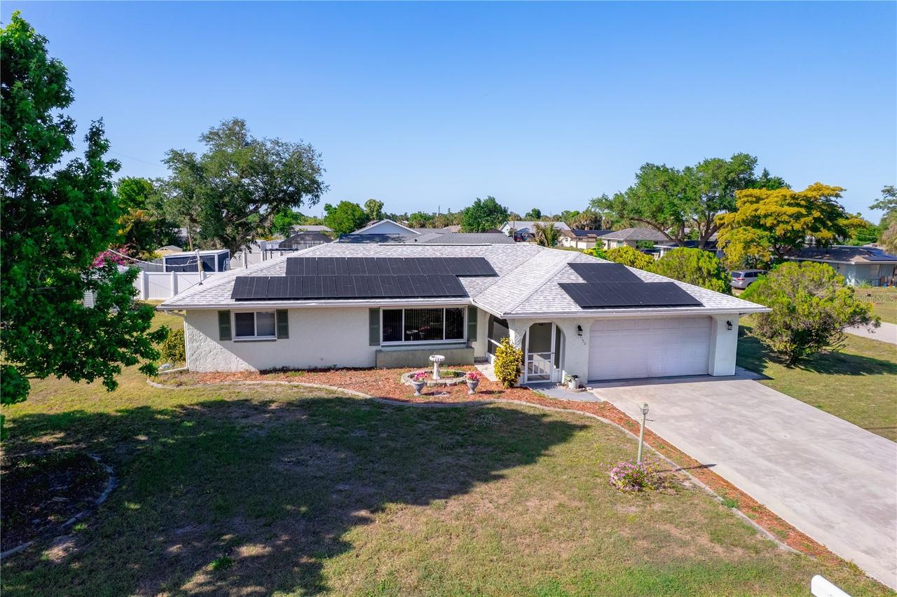 22158 Riverhead Ave., Port Charlotte, FL 33952