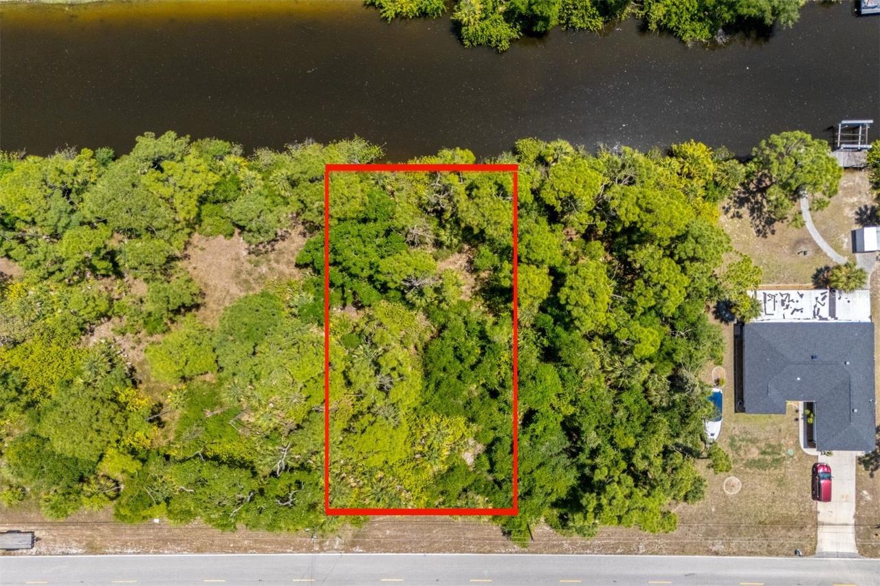 2042 Como St., Port Charlotte, FL 33948