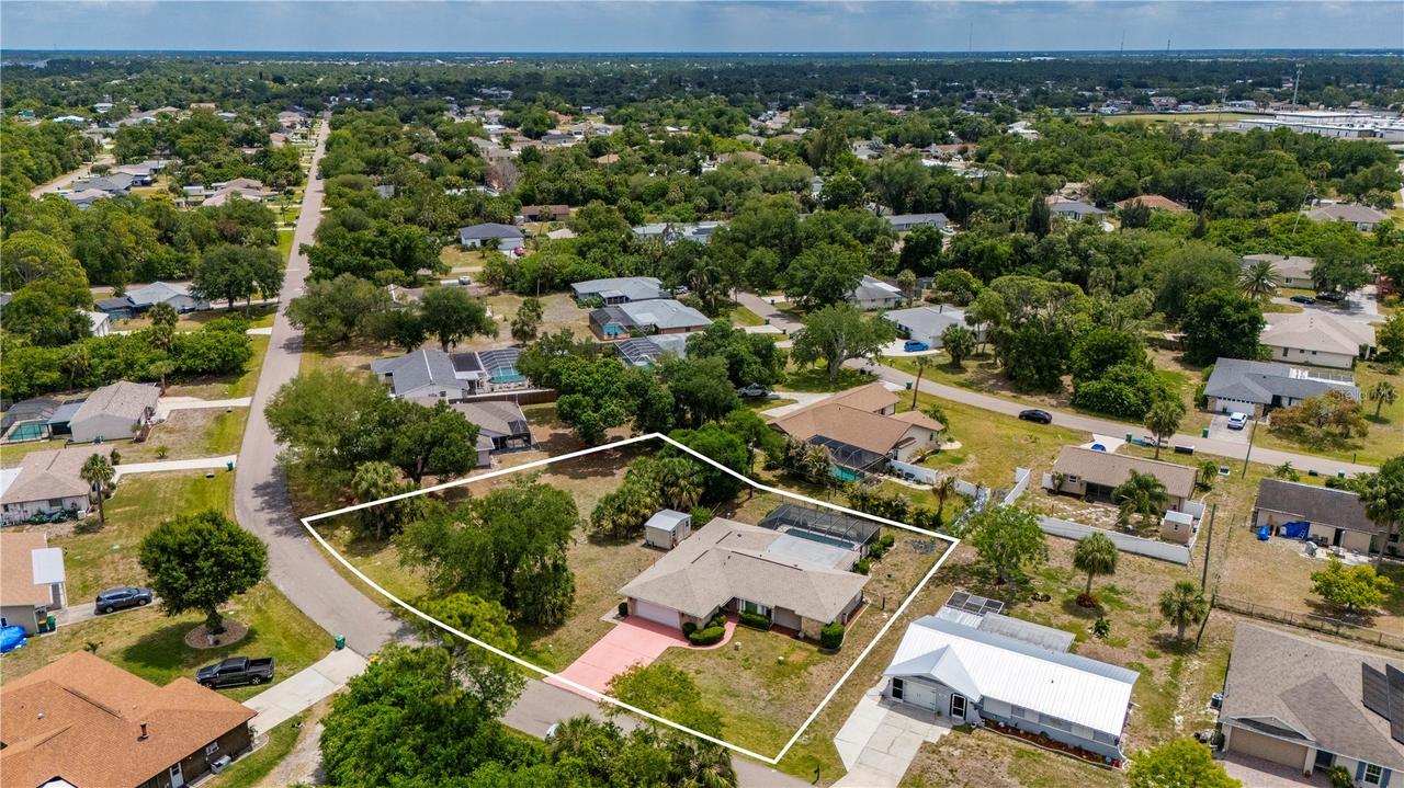 22317 Laika Ave., Port Charlotte, FL 33952