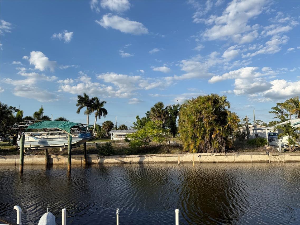 4153 Hollis Ave., Port Charlotte, FL 33953