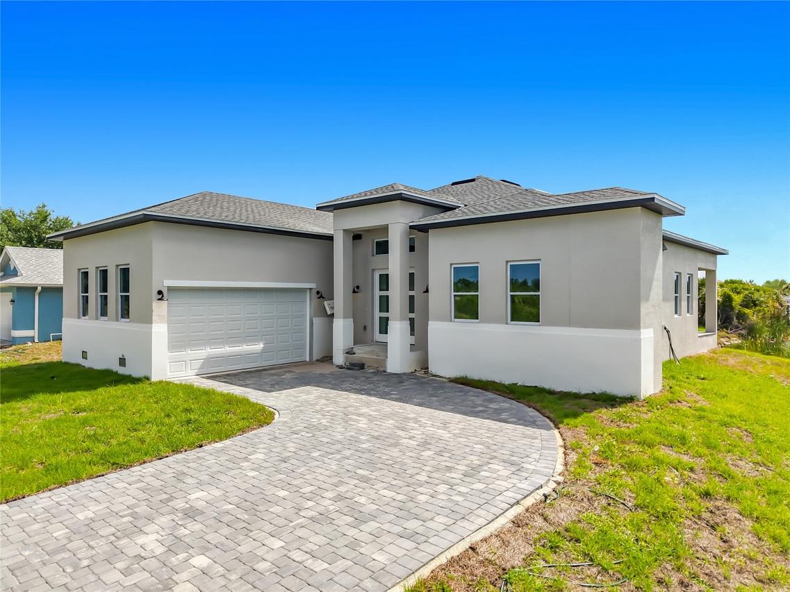 10262 Kingsville Dr., Port Charlotte, FL 33981