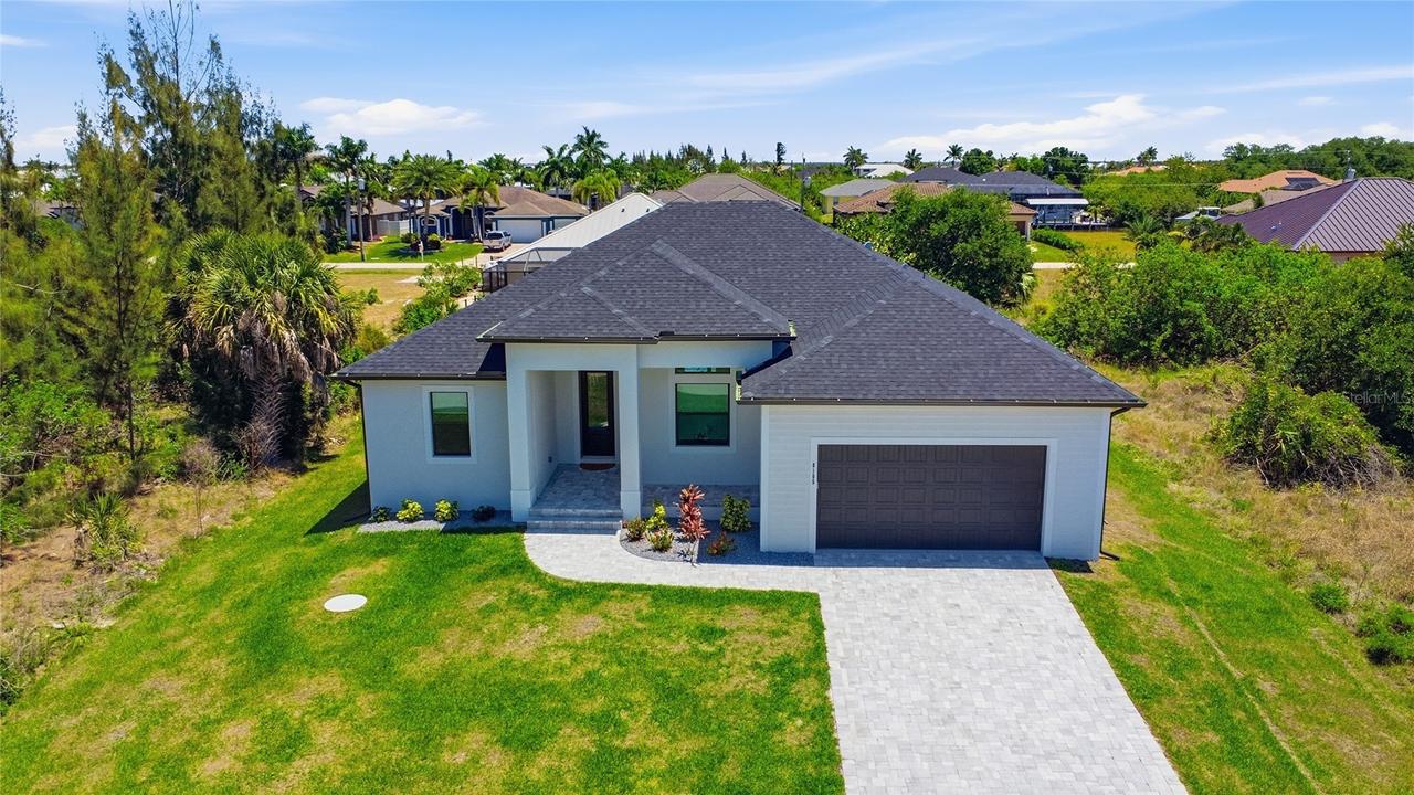 8105 Antwerp Cir., Port Charlotte, FL 33981