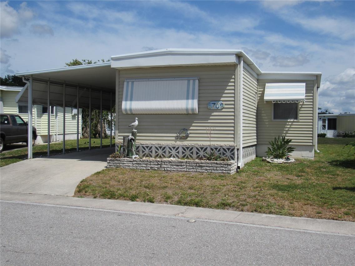 5709 Holiday Park Blvd., North Port, FL 34287