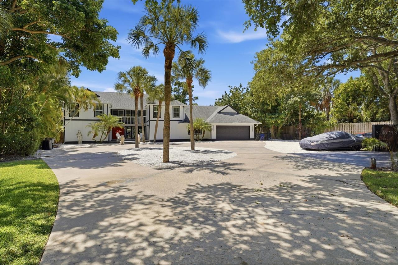 765 Siesta Key Cir., Sarasota, FL 34242