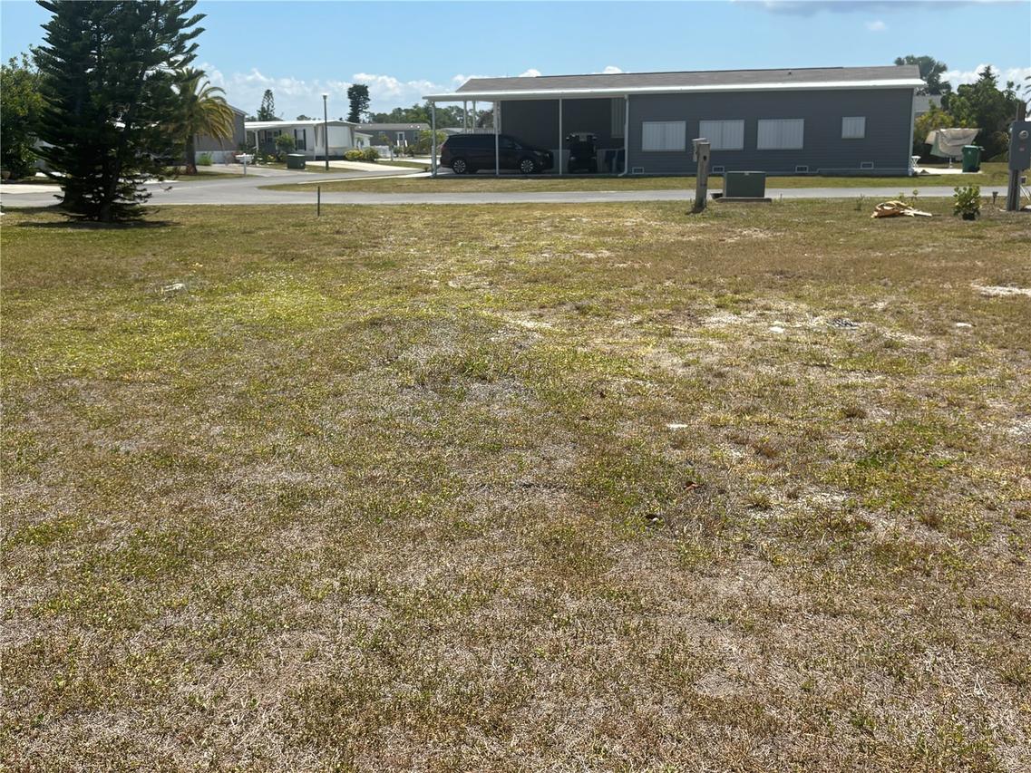 7333 Adana Ave., Port Charlotte, FL 33981