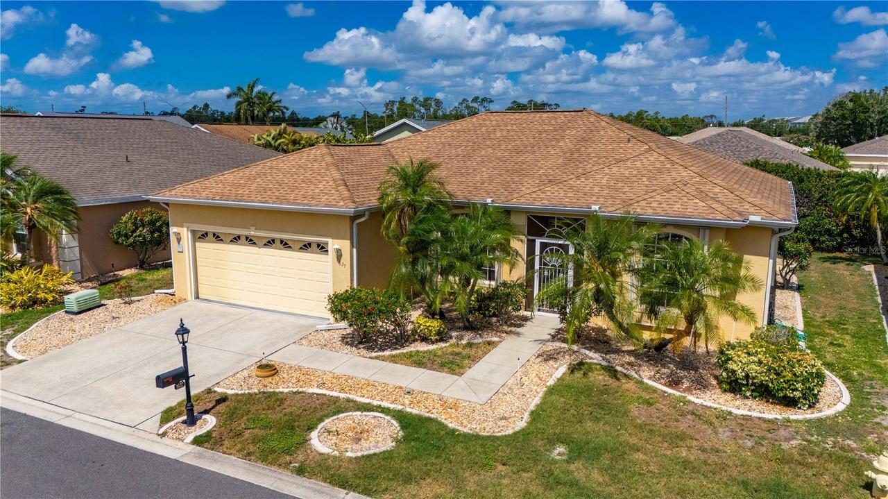 1637 Palace Ct., Port Charlotte, FL 33980