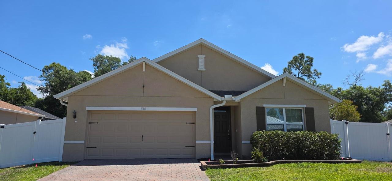 3702 Lookout Ln., North Port, FL 34288
