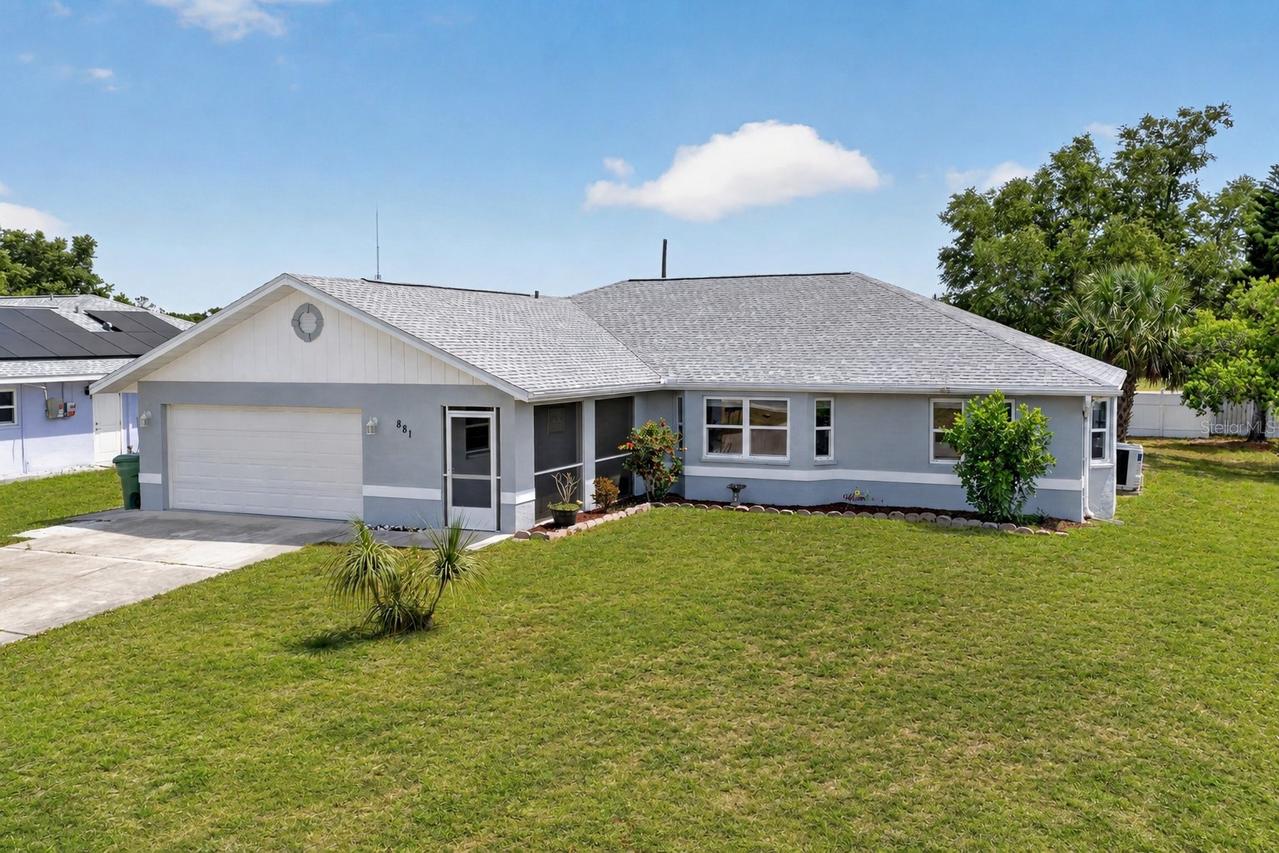 881 Riviera Ln., Port Charlotte, FL 33948