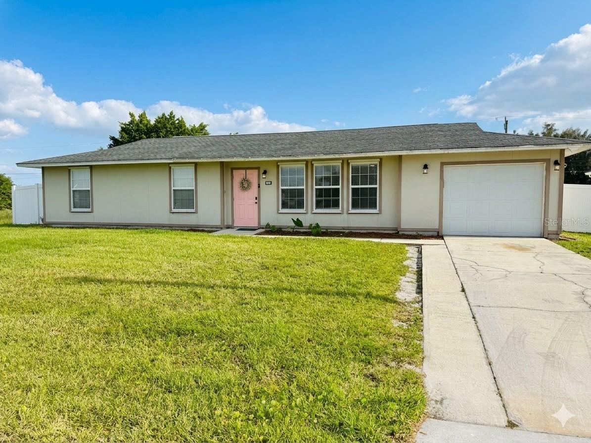 900 NE 18th Ter., Cape Coral, FL 33909