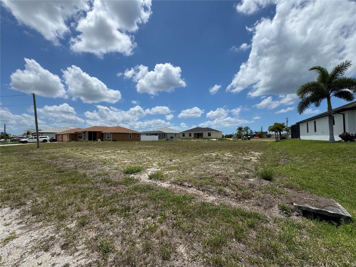2018 NW 33rd Ave., Cape Coral, FL 33993