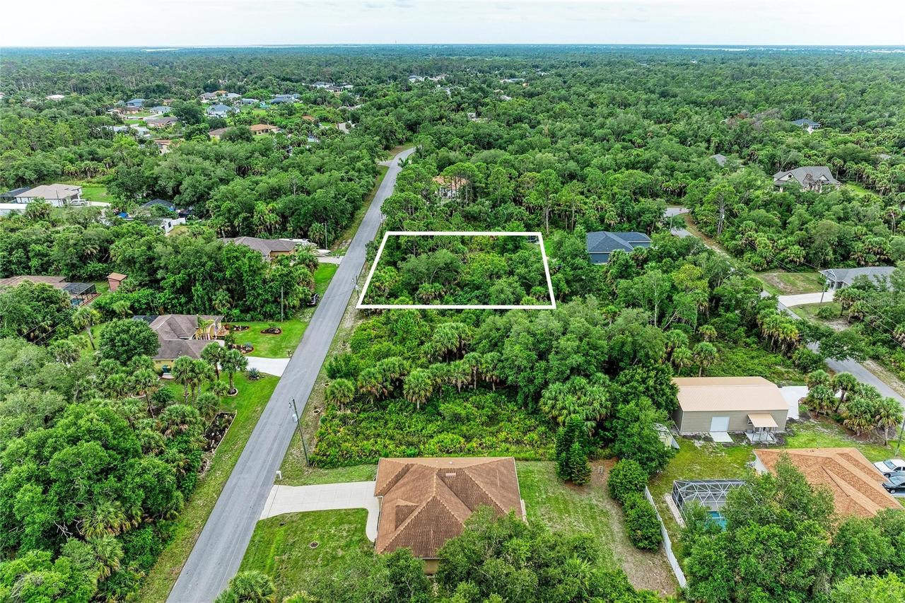 285 Berthoud St., Port Charlotte, FL 33953