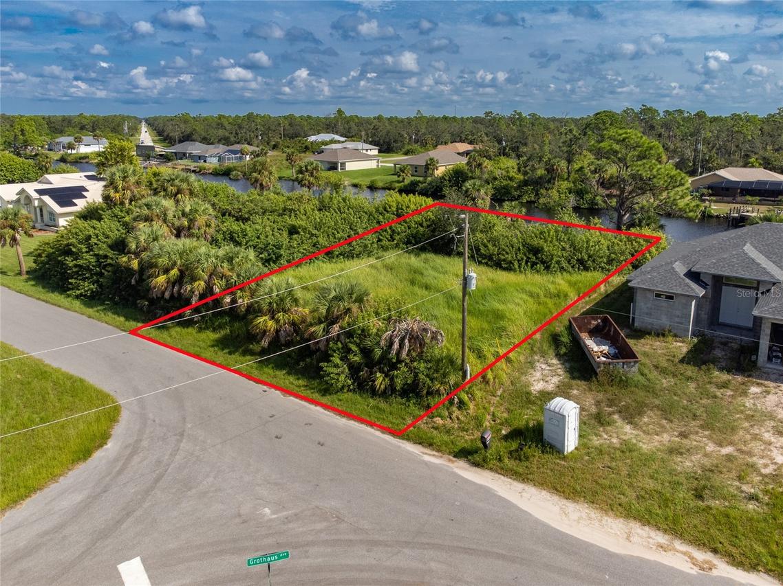 2162 Doolittle Ln., Port Charlotte, FL 33953
