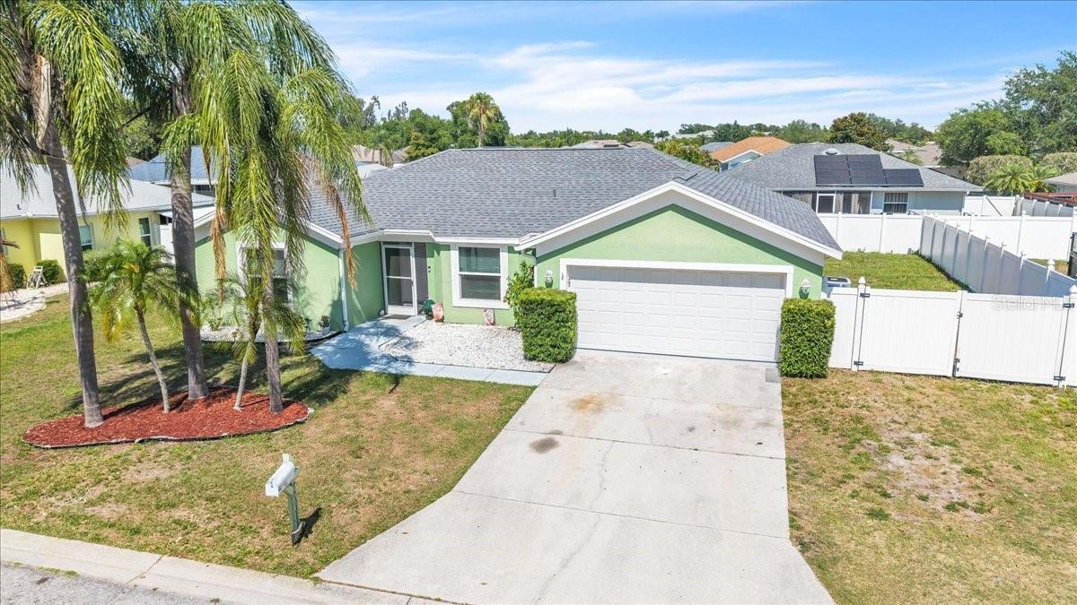 5001 22nd Ct., Bradenton, FL 34203
