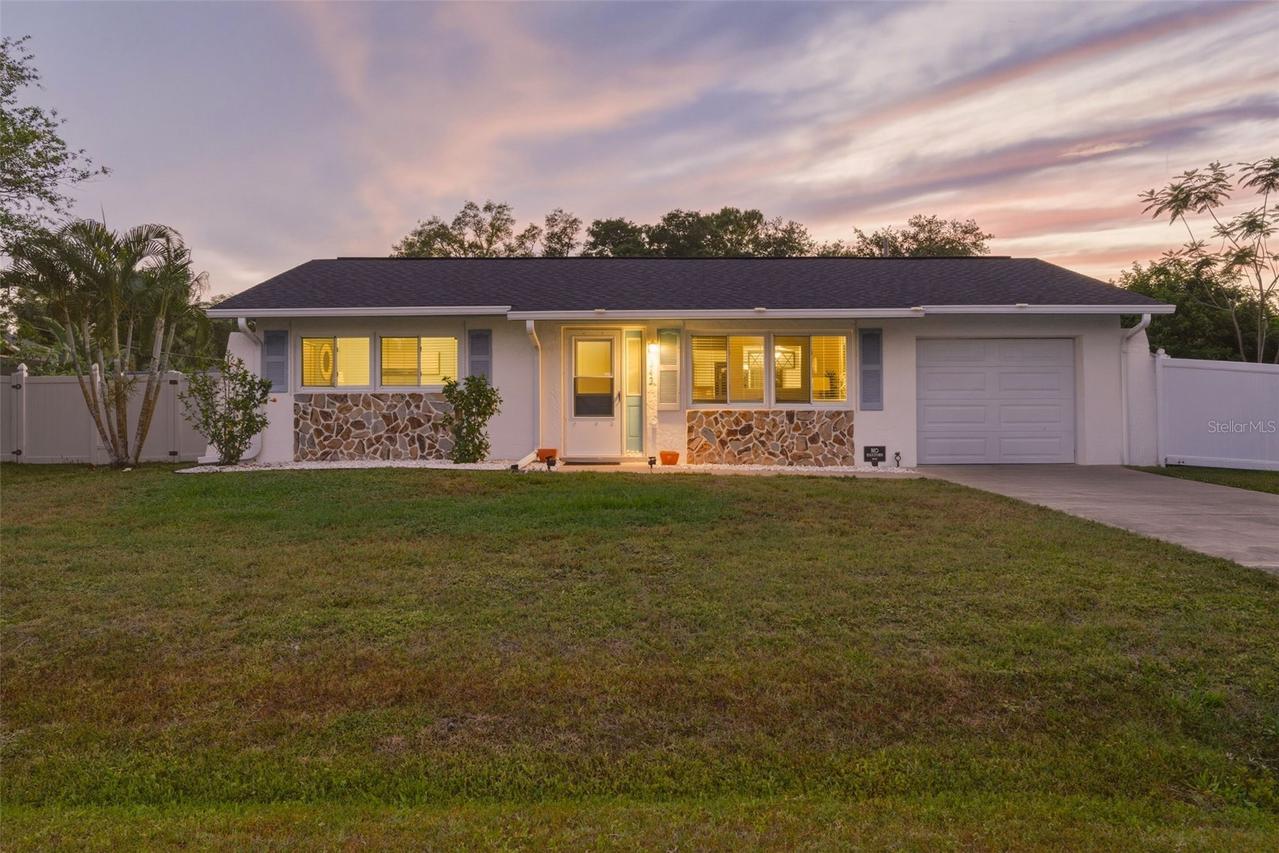 342 Aurora St., Port Charlotte, FL 33948