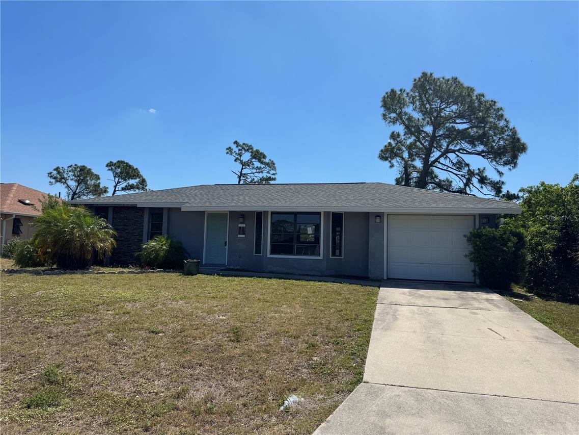 455 Lenoir St., Port Charlotte, FL 33948