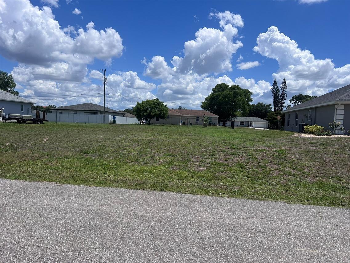 1710 NE 27th St., Cape Coral, FL 33909
