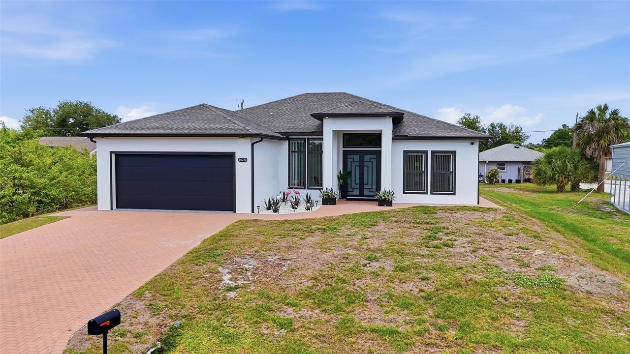 10270 Castanet Ave., Englewood, FL 34224