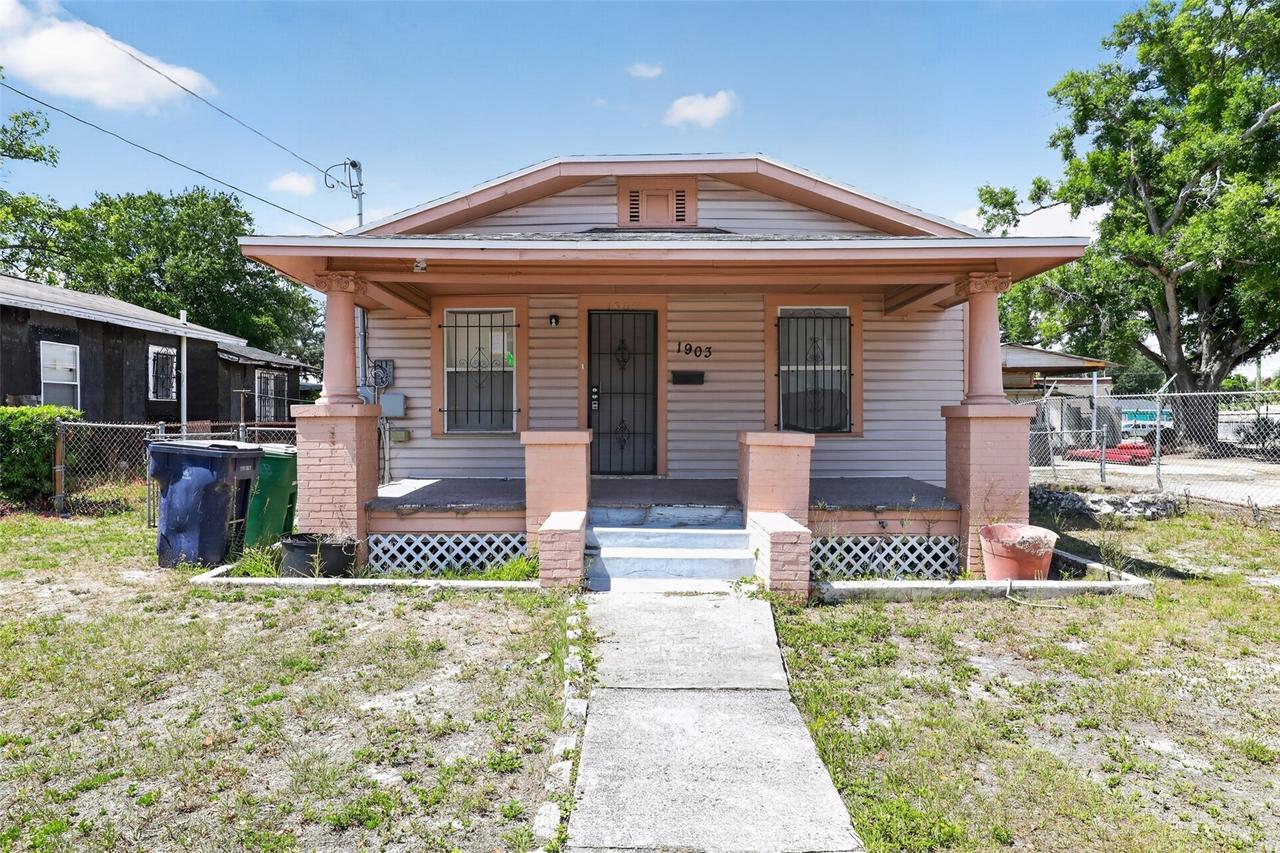 1903 W Saint Joseph St., Tampa, FL 33607