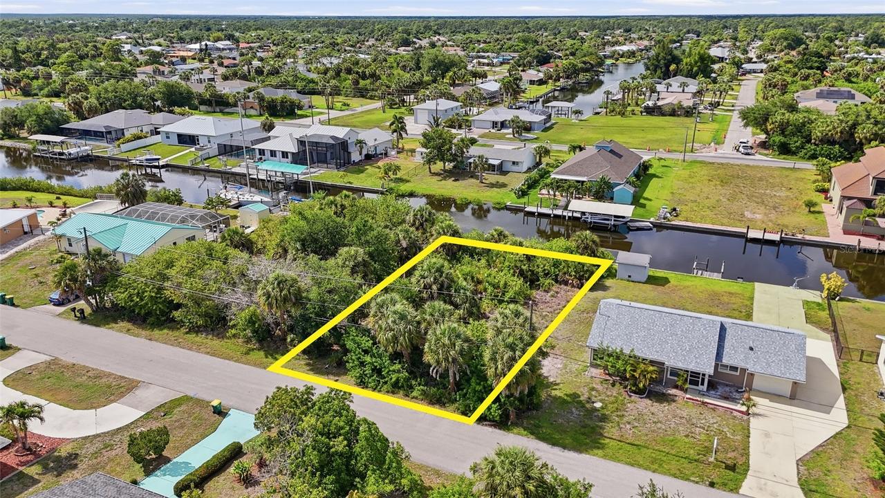 18318 Van Nuys Cir., Port Charlotte, FL 33948