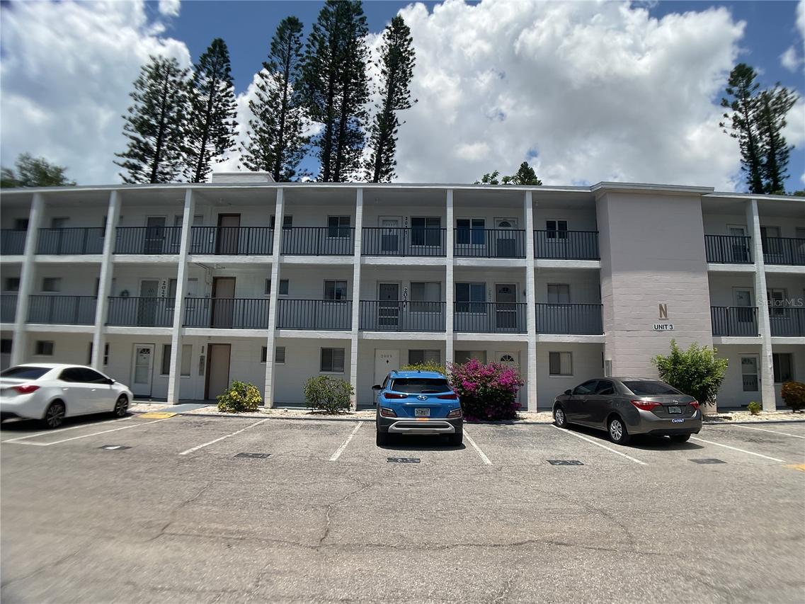 2021 Canal Dr. #N25, Bradenton, FL 34207