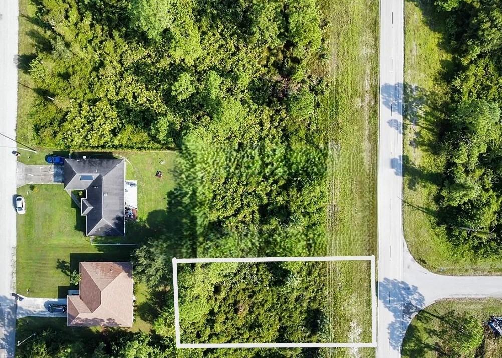 732 Columbus Blvd., Lehigh Acres, FL 33974