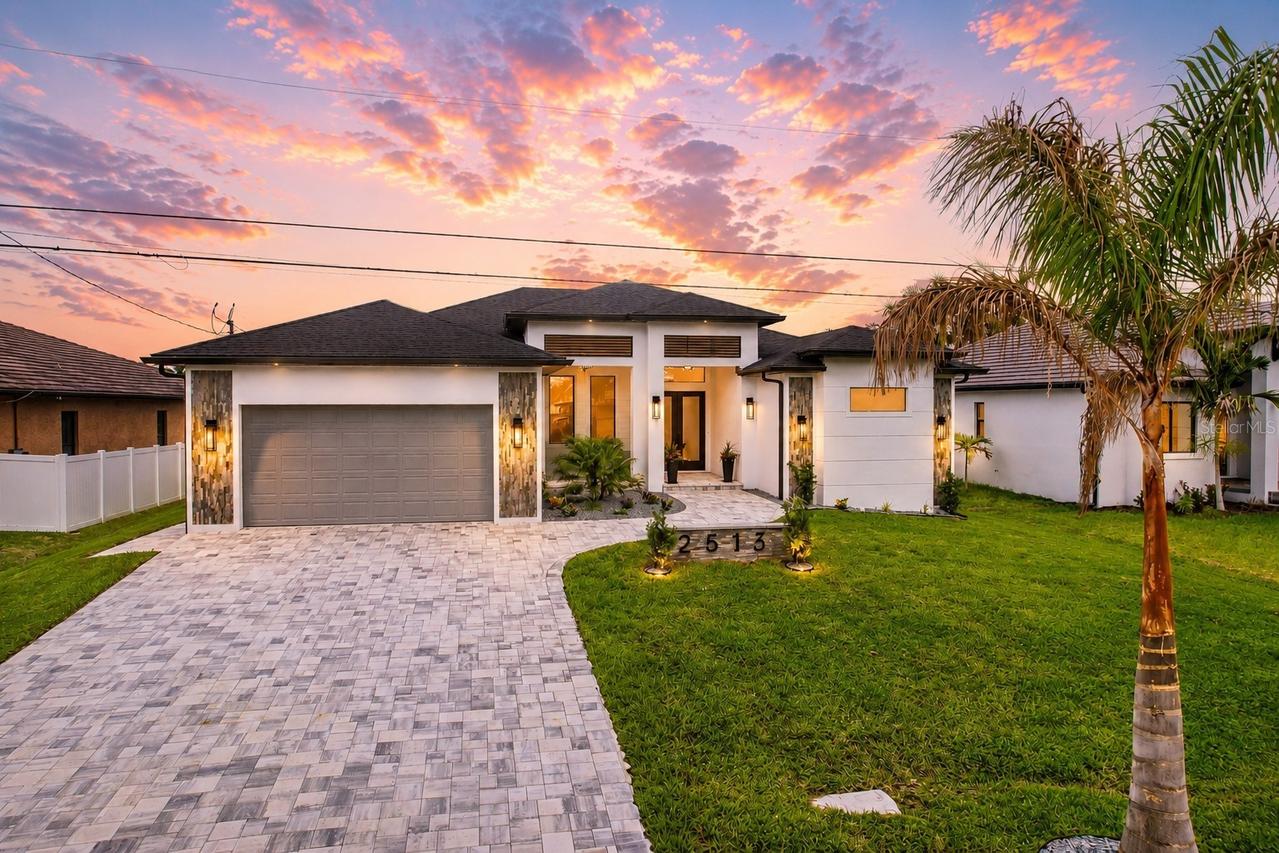 2513 SW 25th Ave., Cape Coral, FL 33914