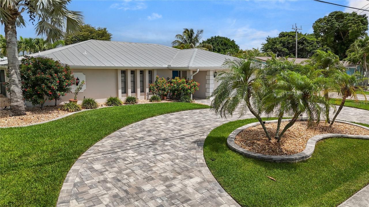 5215 Pelican Blvd., Cape Coral, FL 33914