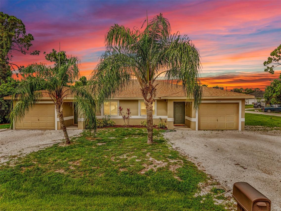 4893/4895 29th St., Lehigh Acres, FL 33973