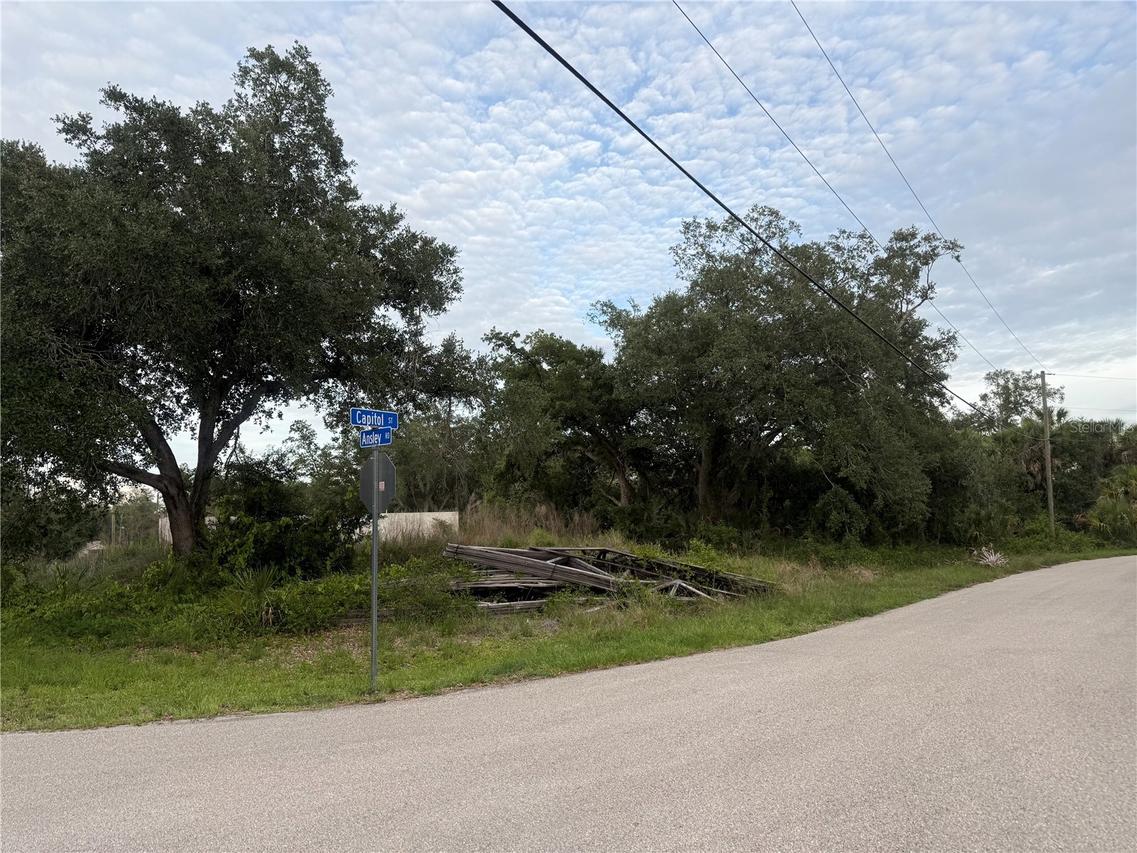 1808 Capitol St., North Port, FL 34288