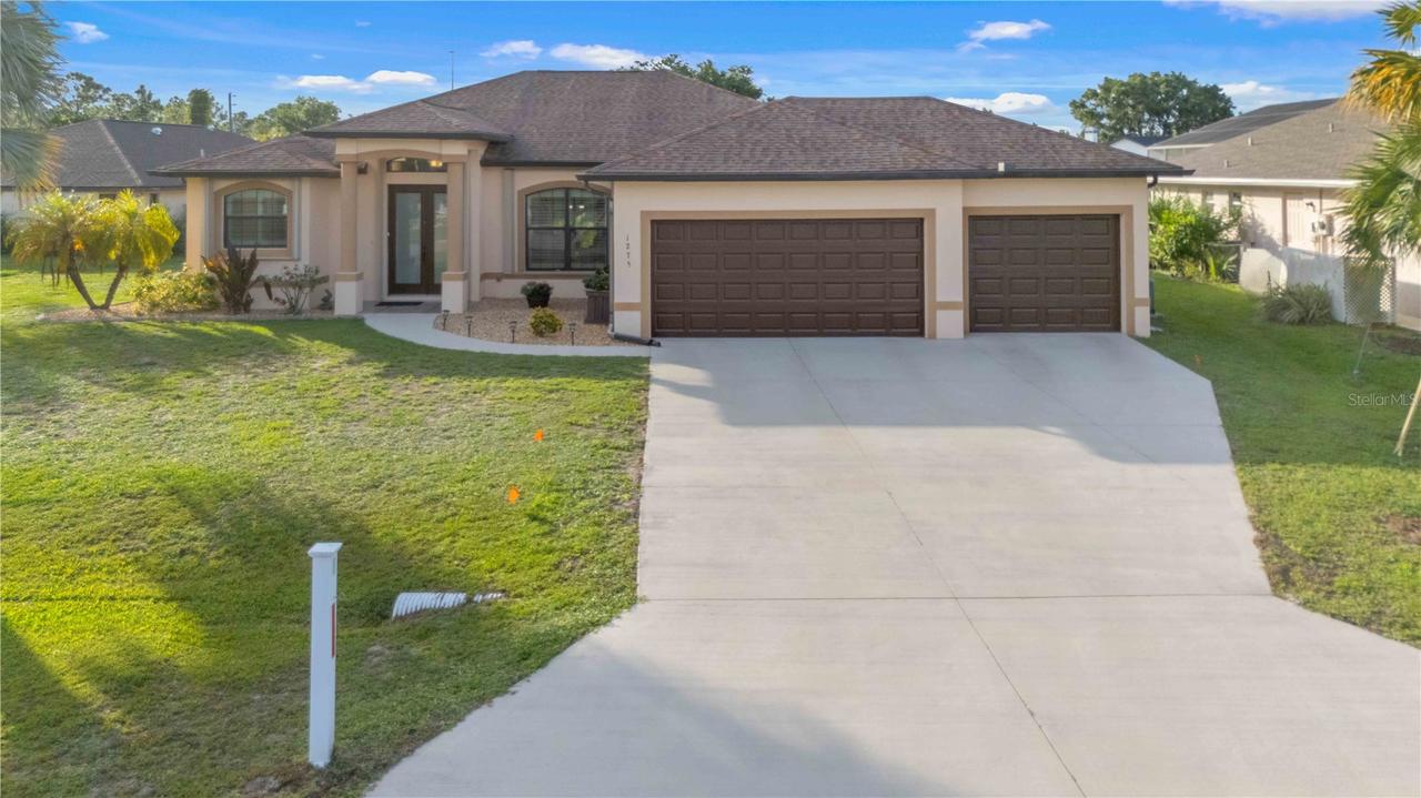 1275 Blue Lake Cir., Punta Gorda, FL 33983