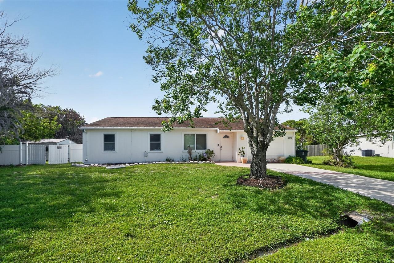2832 SE Gantry Ct., Port St Lucie, FL 34952