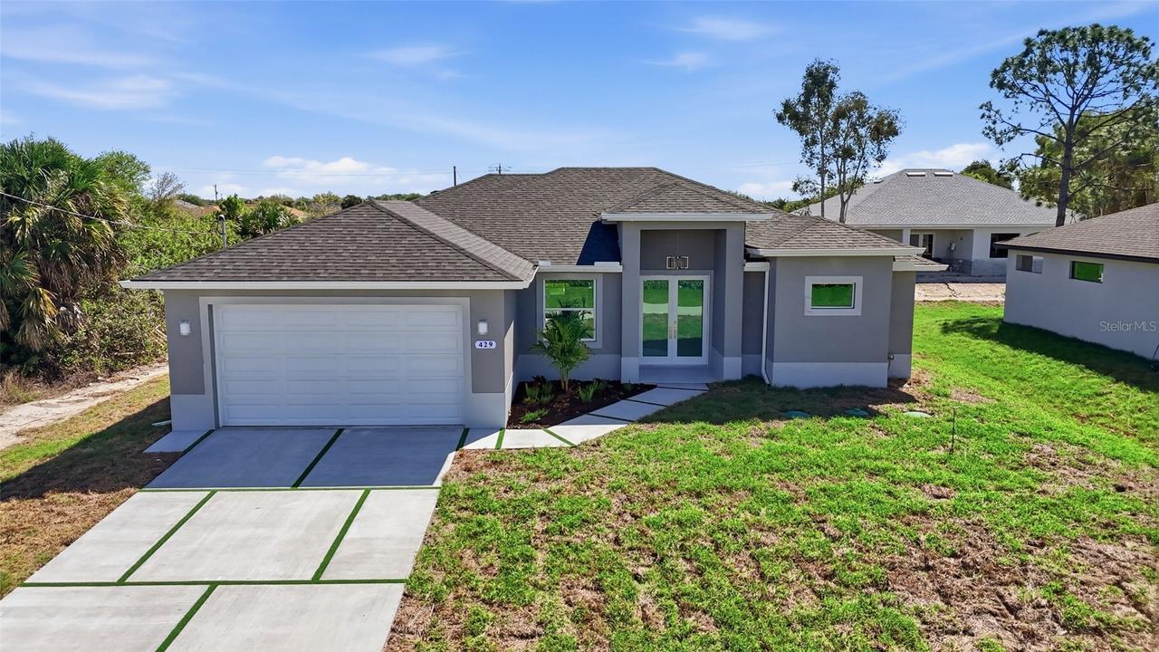 429 Palmyra Ave., Lehigh Acres, FL 33974