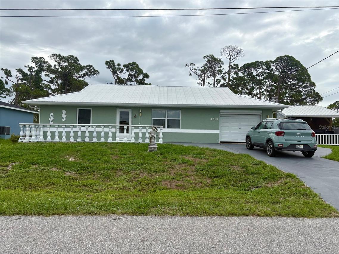 4314 Joseph St., Port Charlotte, FL 33948