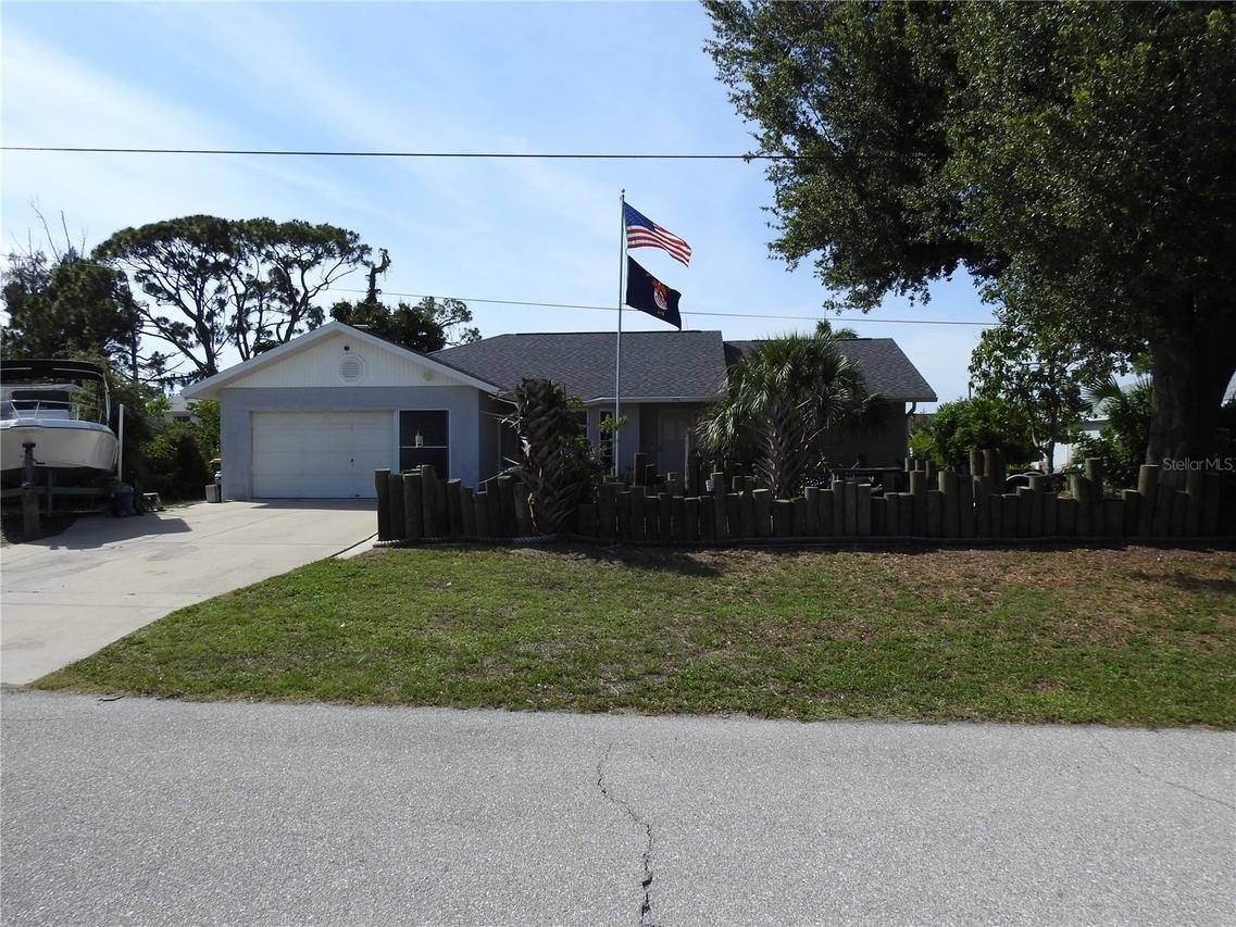 2132 Pennsylvania Ave., Englewood, FL 34224