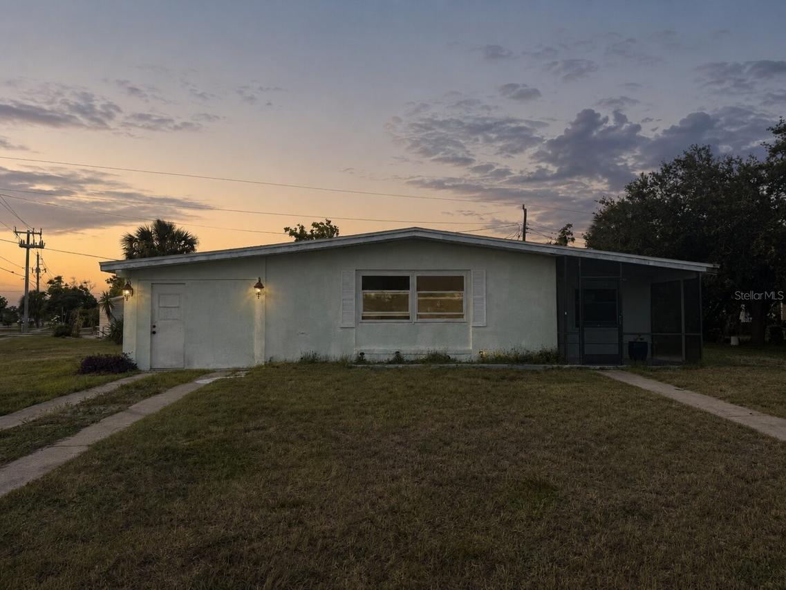 21098 Gephart Ave., Port Charlotte, FL 33952