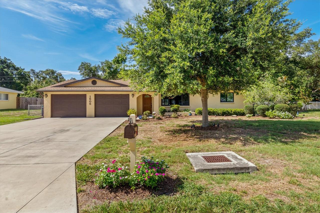 1505 Pine St., Nokomis, FL 34275