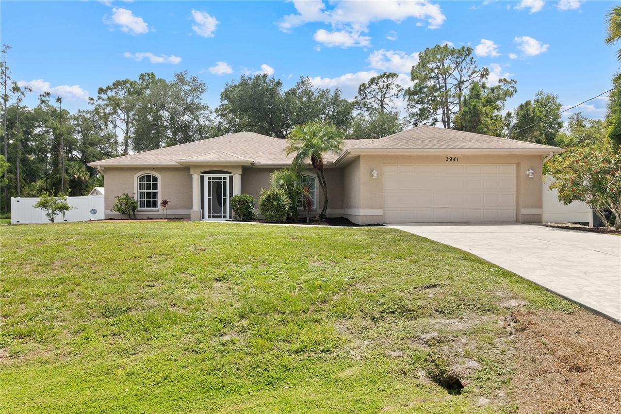 3941 Santa Ana Rd., North Port, FL 34286