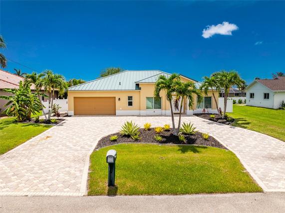 New Construction Homes For Sale This Week That Attend Gulf Middle School: June 17th to June 23rd