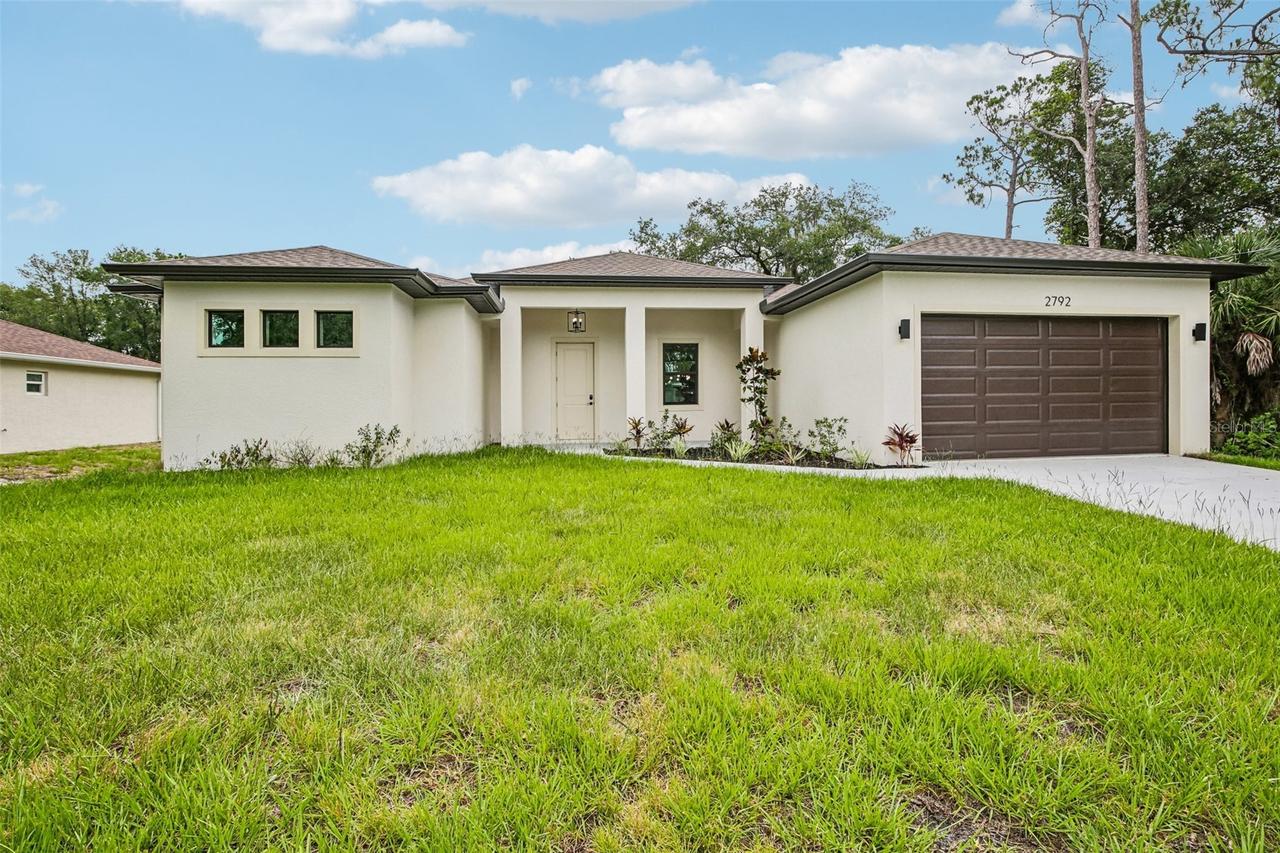 2792 Abbeville Rd., North Port, FL 34288