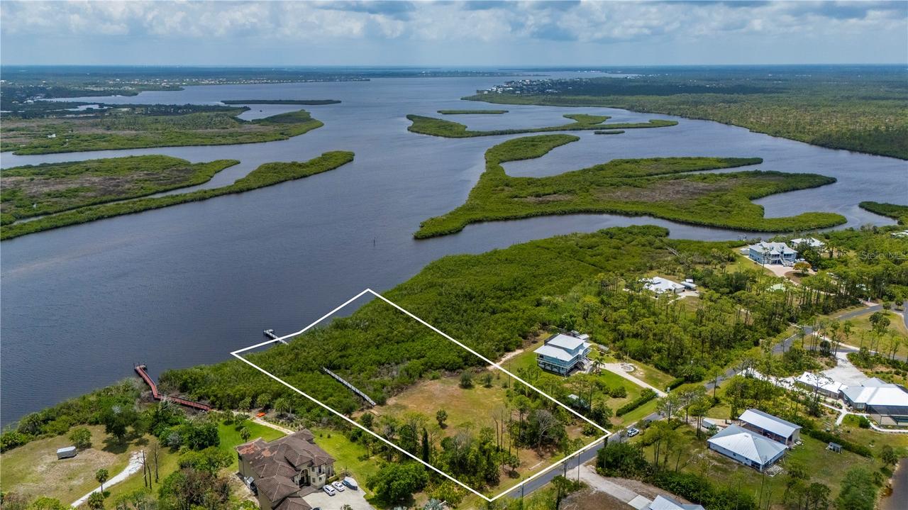 6 Riverfront Dr. #Lot 6, Venice, FL 34293