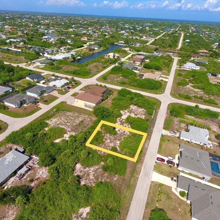 14132 Union Hall Ave., Port Charlotte, FL 33981