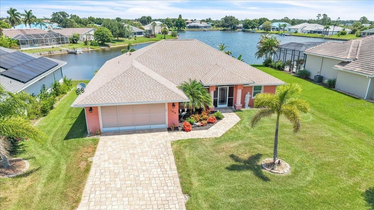 11614 SW Courtly Manor Dr., Lake Suzy, FL 34269