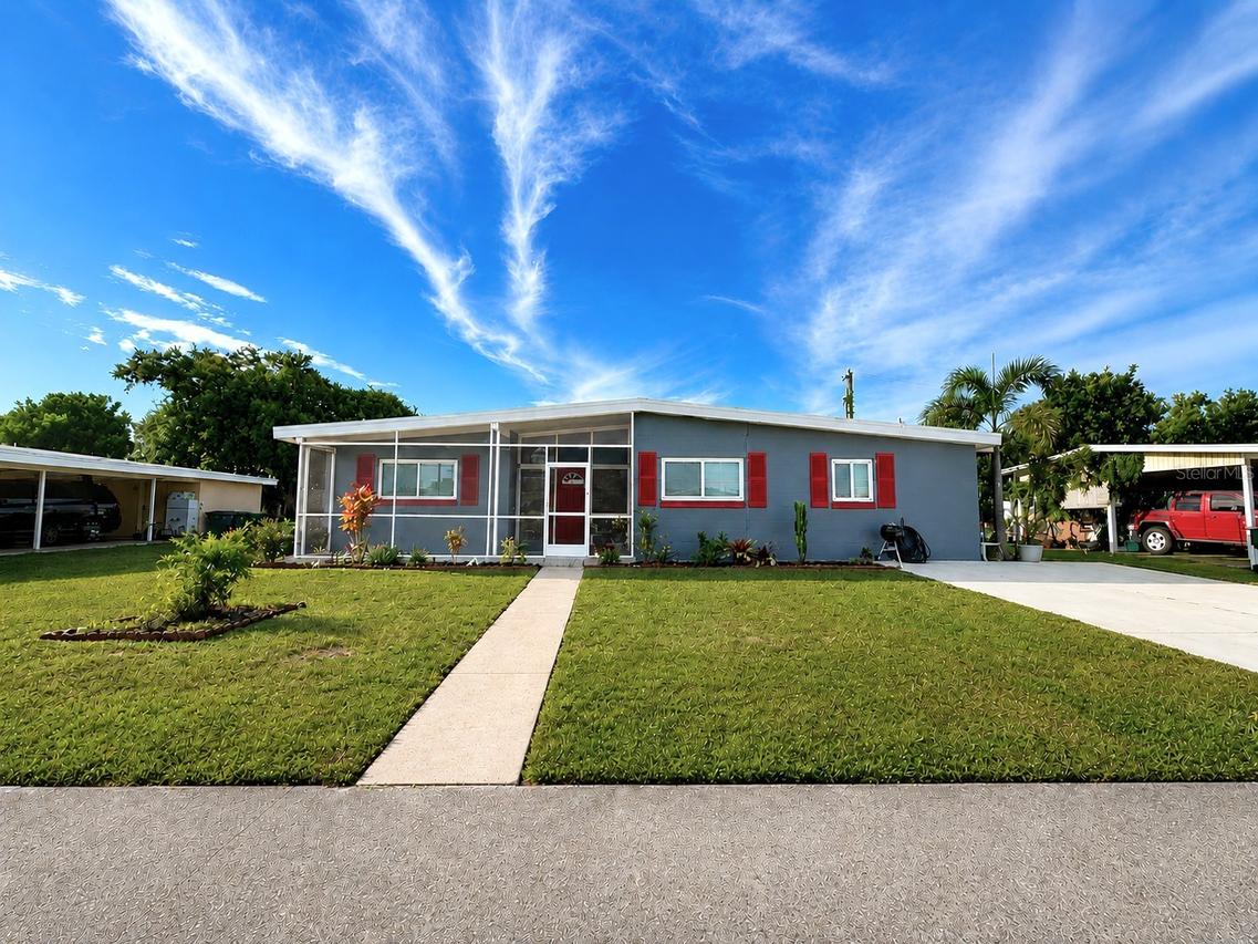 21442 Gladis Ave., Port Charlotte, FL 33952