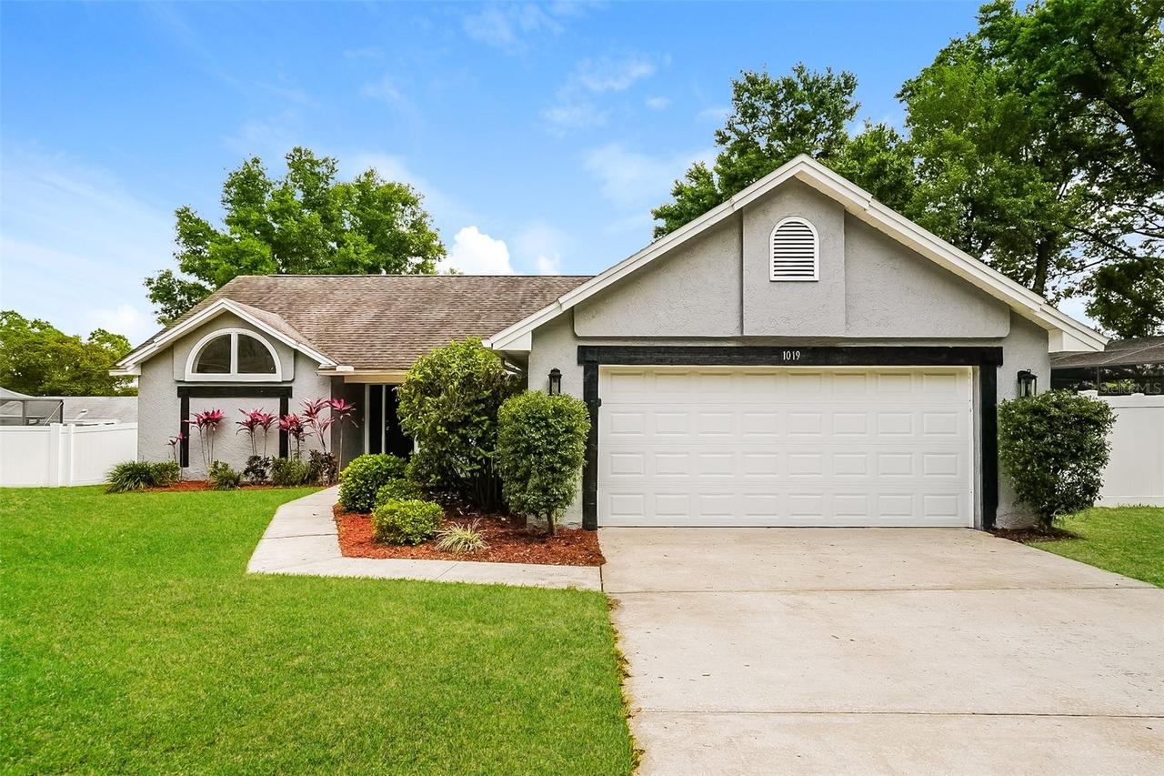 1019 Ridgefield Dr., Valrico, FL 33594