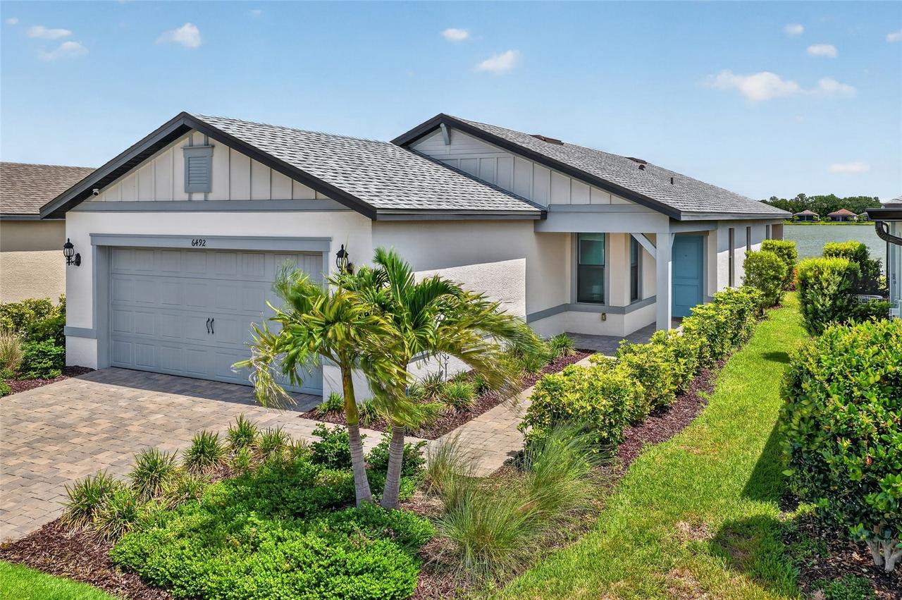 6492 Silverstar Dr., Sarasota, FL 34240