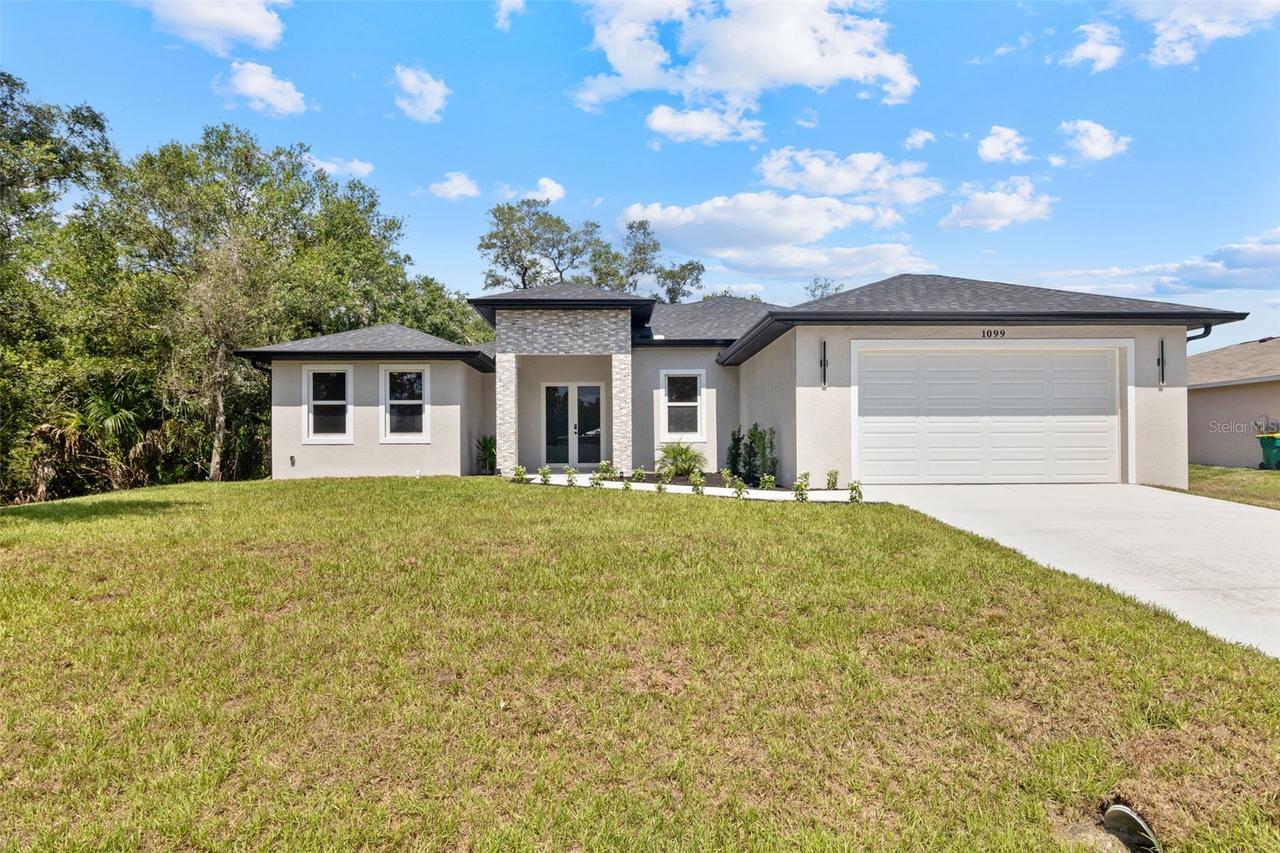 1099 Cazenovia St., Port Charlotte, FL 33952